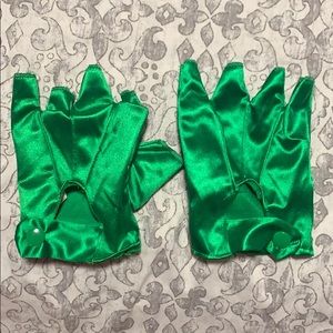 Green Gloves